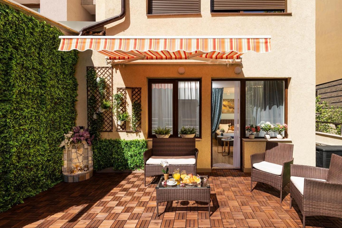Free Parking On Premises Huge Terrace Holiday home